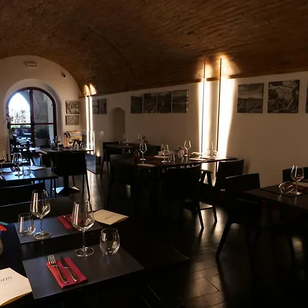 Delcorto Suites Hotel 4*