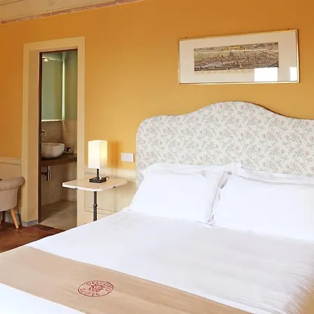 Delcorto Suites Hotel 4*